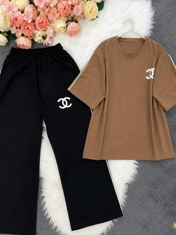 ست دو تیکه (تیشرت + شلوار) chanel