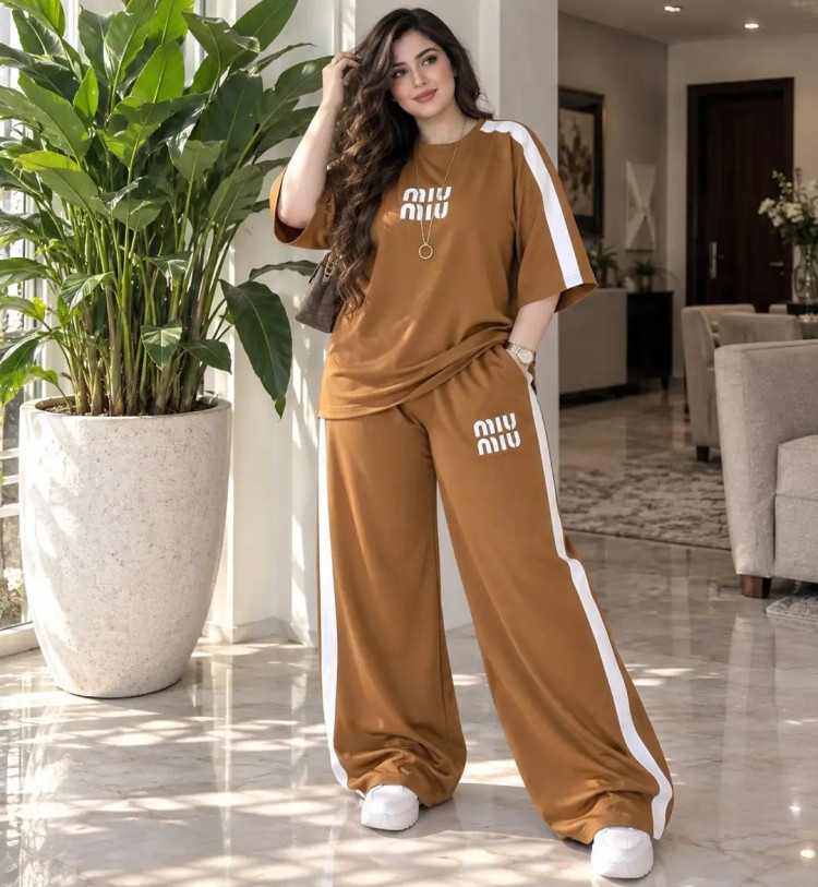 ست دو تیکه تیشرت و شلوار گلکسی پنبه Miu Miu