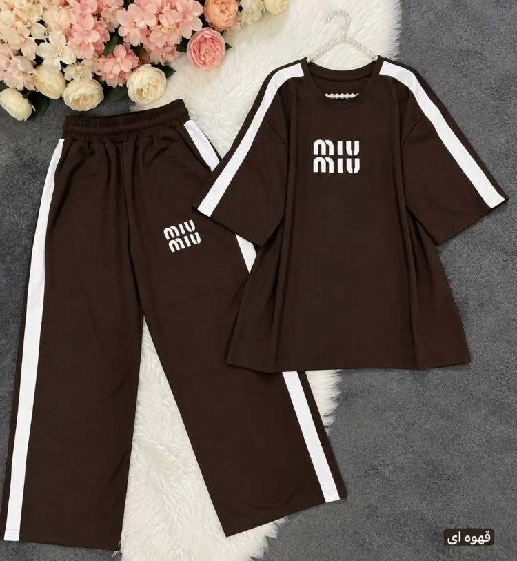 ست دو تیکه تیشرت و شلوار گلکسی پنبه Miu Miu